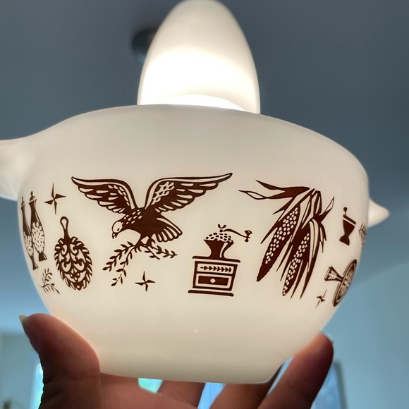 Vintage Pyrex Early American Mix Bowl 441 Cinderella 1.5 Pint Brown Americana - Picture 7 of 10